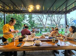 Sannot Riverside Boutique Hotel