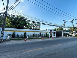 Sannot Riverside Boutique Hotel