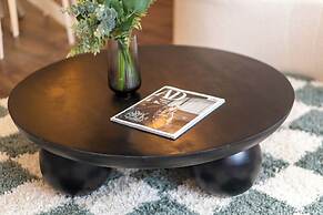 The Charming by Curt Suites