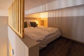 The Charming by Curt Suites