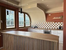 The Charming by Curt Suites