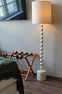 The Charming by Curt Suites