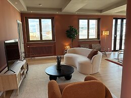 The Charming by Curt Suites