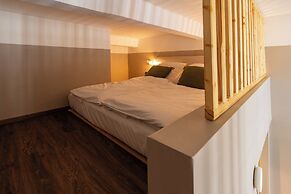 The Charming by Curt Suites