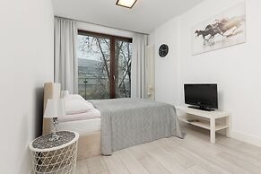 Triton Park Studio Warsaw by Renters