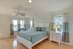 Steps to Sand: Pirates Beach House in Galveston!