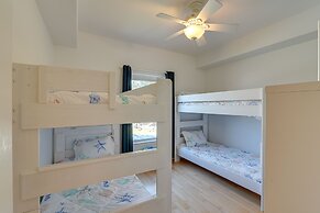 Steps to Sand: Pirates Beach House in Galveston!