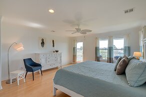 Steps to Sand: Pirates Beach House in Galveston!