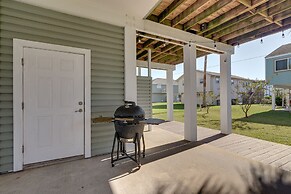 Steps to Sand: Pirates Beach House in Galveston!