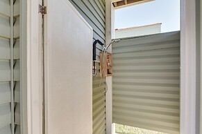 Steps to Sand: Pirates Beach House in Galveston!