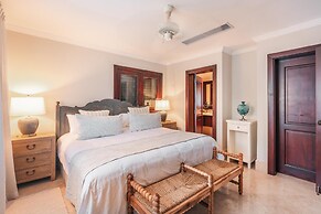 Luxe Retreat With Lake View in Casa de Campo