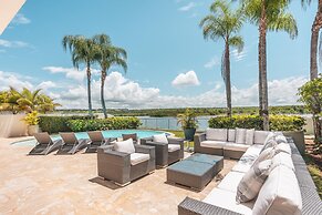 Luxe Retreat With Lake View in Casa de Campo