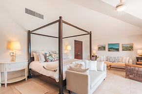 Luxe Retreat With Lake View in Casa de Campo