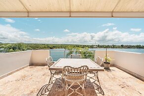 Luxe Retreat With Lake View in Casa de Campo