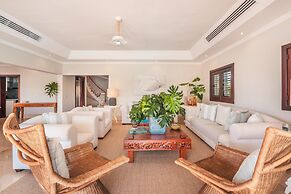 Luxe Retreat With Lake View in Casa de Campo