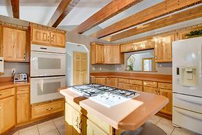 Peaceful Hibbing Getaway: Heated Floors, Fire Pit!