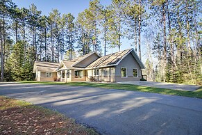Peaceful Hibbing Getaway: Heated Floors, Fire Pit!