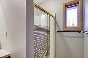 Peaceful Hibbing Getaway: Heated Floors, Fire Pit!
