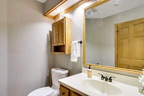 Peaceful Hibbing Getaway: Heated Floors, Fire Pit!