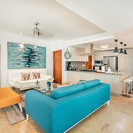 Apt w Beach Front Beach Access at Nueva Romana