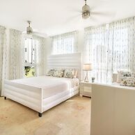 Apt w Beach Front Beach Access at Nueva Romana