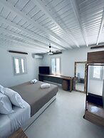 Myconian Sunset Apartments