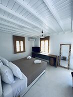 Myconian Sunset Apartments