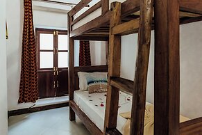 Shoki Shoki Guest House