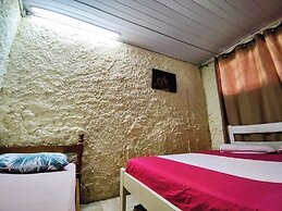 Hostel Canto da Praia São Sebastião - próximo ao enrocamento Caraguata