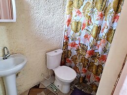 Hostel Canto da Praia São Sebastião - próximo ao enrocamento Caraguata