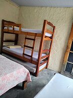 Hostel Canto da Praia São Sebastião - próximo ao enrocamento Caraguata