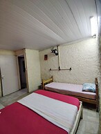 Hostel Canto da Praia São Sebastião - próximo ao enrocamento Caraguata