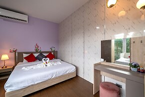 Luxury and Playful 5 Bed Pool Villa - CC