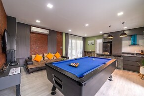 Luxury and Playful 5 Bed Pool Villa - CC