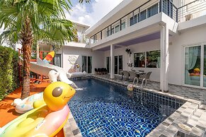 Luxury and Playful 5 Bed Pool Villa - CC