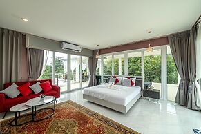 Luxury and Playful 5 Bed Pool Villa - CC