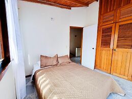 Hostal - Casa Rionegro