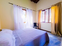 Hostal - Casa Rionegro