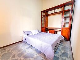 Hostal - Casa Rionegro