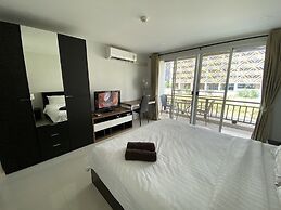 Jomtien Beach Penthouses by PSR