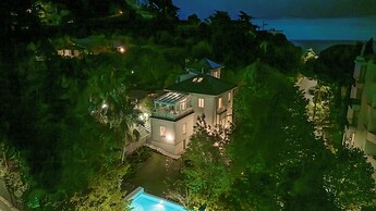 Villa Liberty Albisola 6 2 Emma Villas