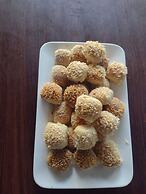 Mae Sot Commune and Camping