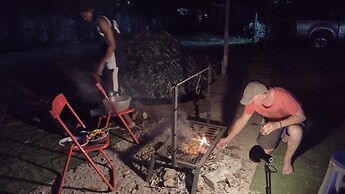 Mae Sot Commune and Camping