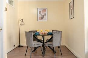 Charming 1BR in London's Westminster