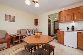 Cozy Apartment in Zakopane by Renters