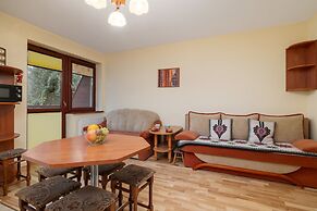 Cozy Apartment in Zakopane by Renters