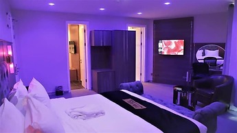 Ryan Hotel and Suites