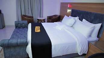 Ryan Hotel and Suites