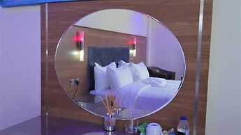 Ryan Hotel and Suites