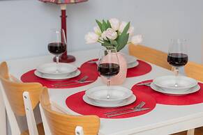 Oliwa Forest Apartment by Renters